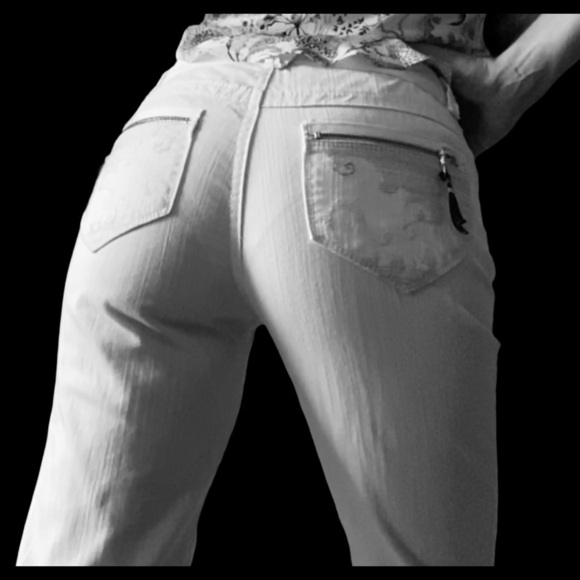 NINE WEST White Stretchy Jeans - Picture 7 of 14